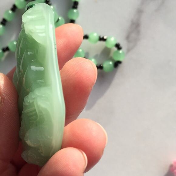 Genuine Malaysian Jade Sailing Boat Necklace. - Picture 6 of 8